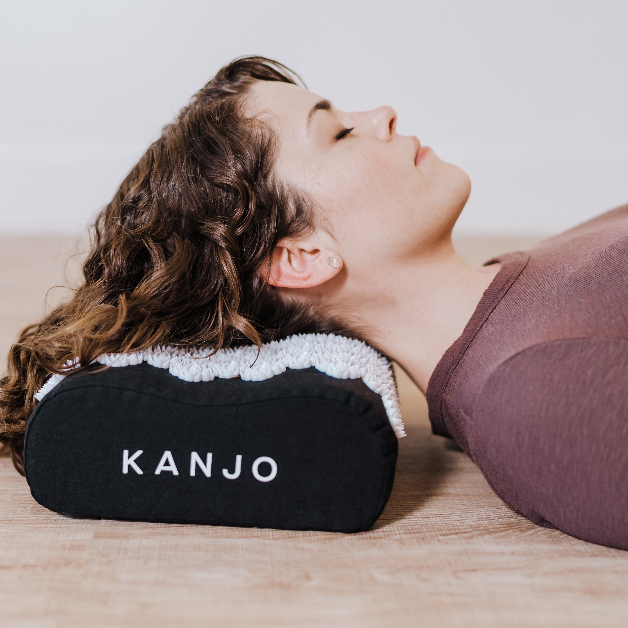 Kanjo Vibrating Acupressure Cushion Pillow