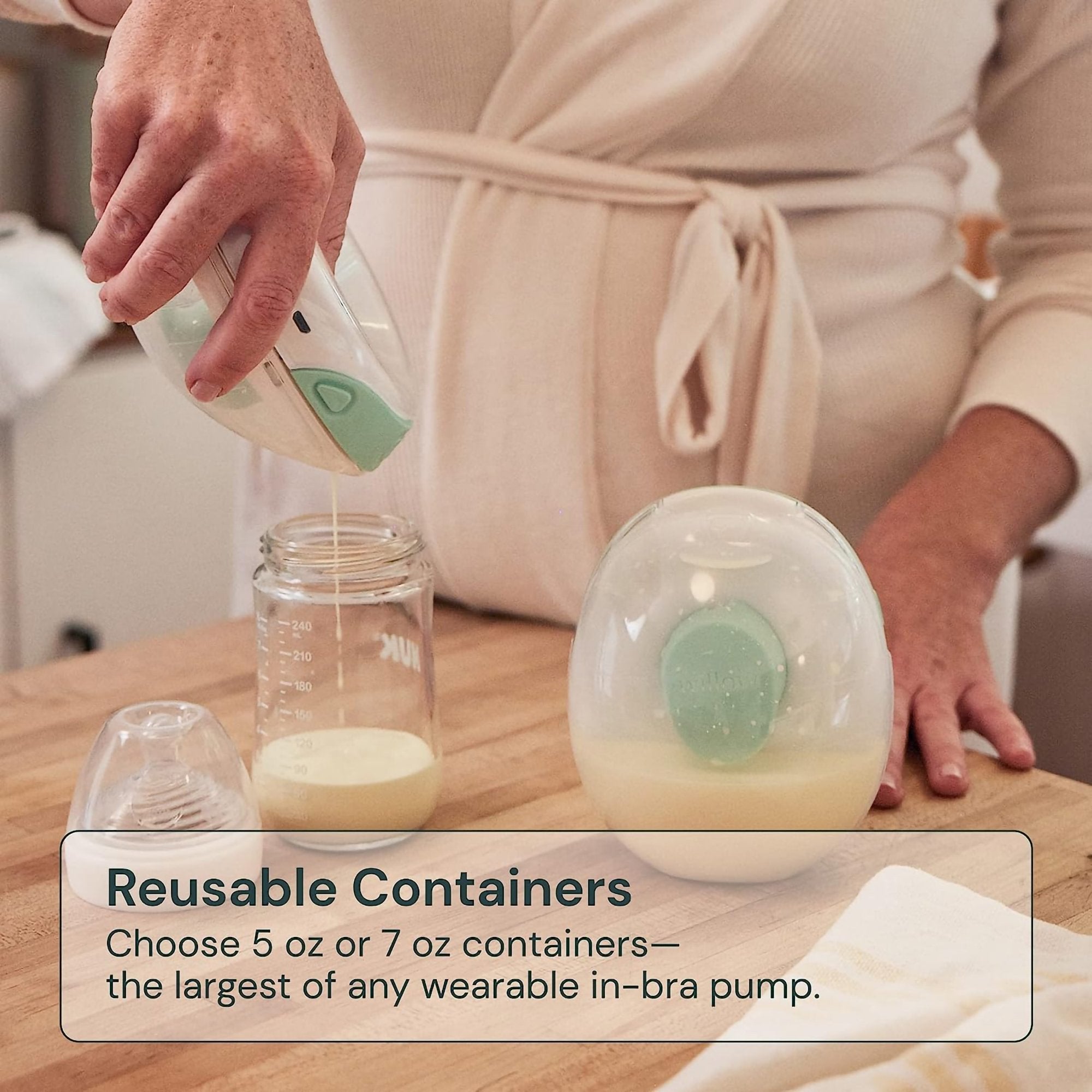Willow Go Wearable Double Electric Breast Pump Kit - Case